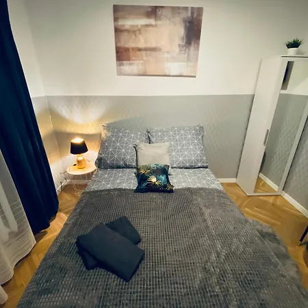 Clicktheflat Karmelicka Apart Rooms-3